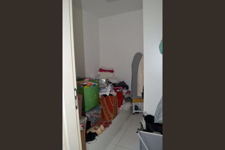 Apartamento à venda com 192m², 4 quartos e 3 vagas Apartamento à venda com 192m², 4 quartos e 3 vagasÁrea de Serviço