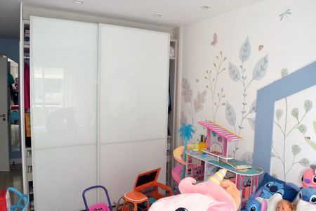 Apartamento à venda com 192m², 4 quartos e 3 vagas Apartamento à venda com 192m², 4 quartos e 3 vagasQuarto 4