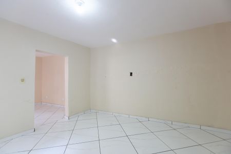 Casa à venda com 314m², 6 quartos e 7 vagas Casa à venda com 314m², 6 quartos e 7 vagasQuarto 3 - Edícula