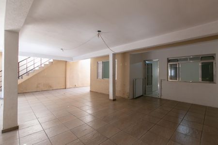 Casa à venda com 314m², 6 quartos e 7 vagas Casa à venda com 314m², 6 quartos e 7 vagasGaragem