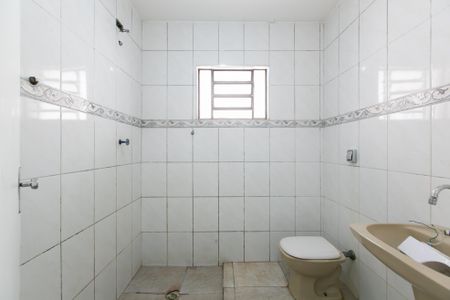 Casa à venda com 314m², 6 quartos e 7 vagas Casa à venda com 314m², 6 quartos e 7 vagasBanheiro 1