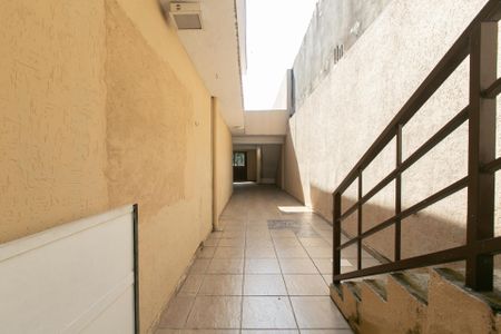 Casa à venda com 314m², 6 quartos e 7 vagas Casa à venda com 314m², 6 quartos e 7 vagasQuintal