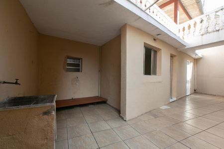 Casa à venda com 314m², 6 quartos e 7 vagas Casa à venda com 314m², 6 quartos e 7 vagasÁrea de Serviço