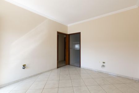 Casa à venda com 313m², 6 quartos e 7 vagas Casa à venda com 313m², 6 quartos e 7 vagasSala