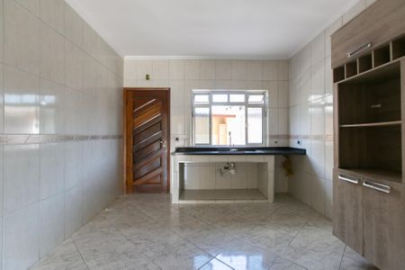 Casa à venda com 313m², 6 quartos e 7 vagas Casa à venda com 313m², 6 quartos e 7 vagasCozinha