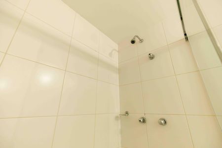 Apartamento para alugar com 99m², 1 quarto e 2 vagas Apartamento para alugar com 99m², 1 quarto e 2 vagasBanheiro da Suíte