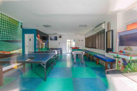 Apartamento para alugar com 99m², 1 quarto e 2 vagas Apartamento para alugar com 99m², 1 quarto e 2 vagasÁrea Comum Salão de Jogos