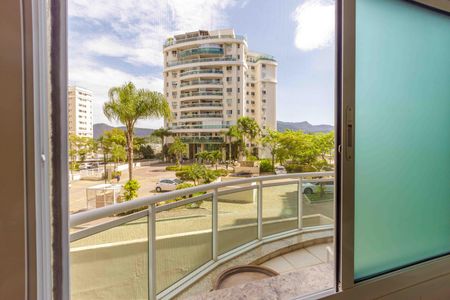 Apartamento para alugar com 99m², 1 quarto e 2 vagas Apartamento para alugar com 99m², 1 quarto e 2 vagasÁrea de Serviço Janela