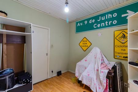 Quarto 1 de casa à venda com 5 quartos, 180m² em Cidade Monções, São Paulo