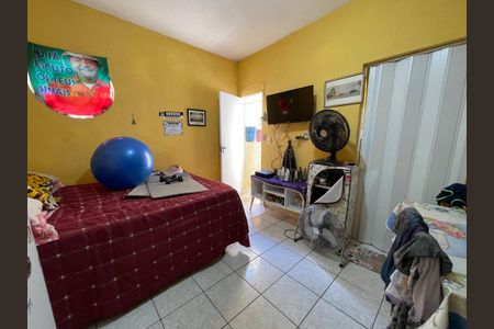 Casa à venda com 250m², 5 quartos e 2 vagas Casa à venda com 250m², 5 quartos e 2 vagasSuíte 4