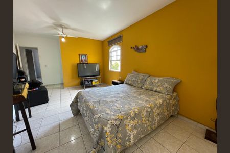 Casa à venda com 250m², 5 quartos e 2 vagas Casa à venda com 250m², 5 quartos e 2 vagasSuíte 1