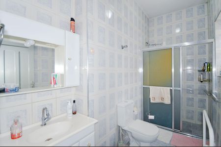 Casa à venda com 300m², 2 quartos e sem vaga Casa à venda com 300m², 2 quartos e sem vagaBanheiro Social