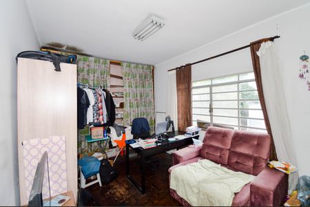 Casa à venda com 300m², 2 quartos e sem vaga Casa à venda com 300m², 2 quartos e sem vagaEscritório