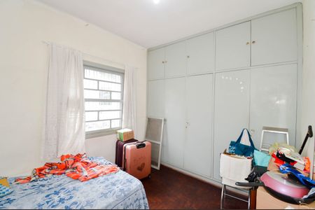 Casa à venda com 300m², 2 quartos e sem vaga Casa à venda com 300m², 2 quartos e sem vagaQuarto 2