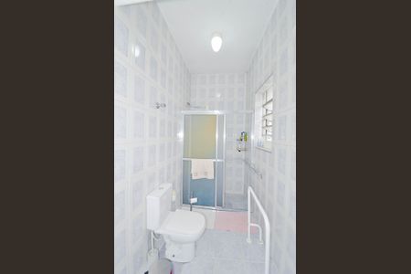 Casa à venda com 300m², 2 quartos e sem vaga Casa à venda com 300m², 2 quartos e sem vagaBanheiro Social