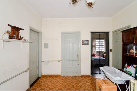 Casa à venda com 300m², 2 quartos e sem vaga Casa à venda com 300m², 2 quartos e sem vagaQuarto 1