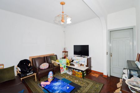 Casa à venda com 300m², 2 quartos e sem vaga Casa à venda com 300m², 2 quartos e sem vagaSala