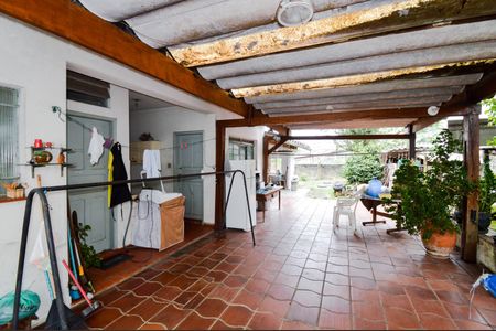 Casa à venda com 300m², 2 quartos e sem vaga Casa à venda com 300m², 2 quartos e sem vagaÁrea comum