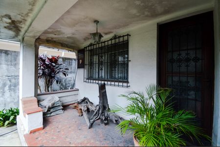 Casa à venda com 300m², 2 quartos e sem vaga Casa à venda com 300m², 2 quartos e sem vagaÁrea comum