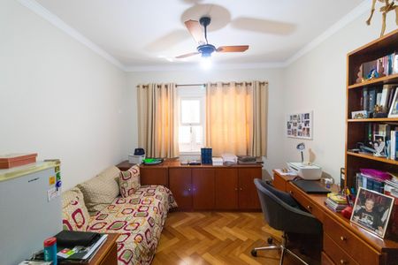 Casa de condomínio à venda com 370m², 4 quartos e 4 vagas Casa de condomínio à venda com 370m², 4 quartos e 4 vagasSuíte 2