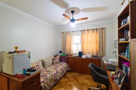 Casa de condomínio à venda com 370m², 4 quartos e 4 vagas Casa de condomínio à venda com 370m², 4 quartos e 4 vagasSuíte 2