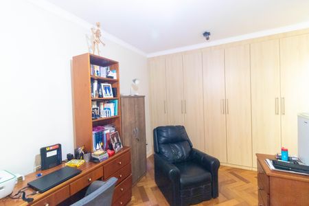 Casa de condomínio à venda com 370m², 4 quartos e 4 vagas Casa de condomínio à venda com 370m², 4 quartos e 4 vagasSuíte 2