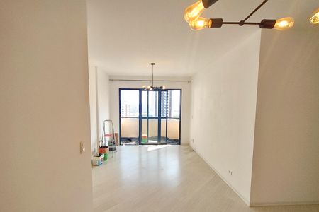 Apartamento à venda com 98m², 3 quartos e 2 vagas Apartamento à venda com 98m², 3 quartos e 2 vagasSala