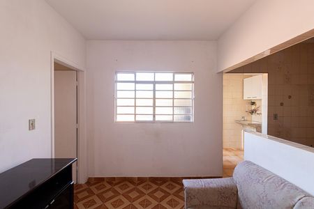 Casa à venda com 188m², 3 quartos e 2 vagas Casa à venda com 188m², 3 quartos e 2 vagasCasa 2 - Sala