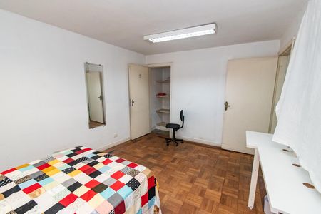 Casa para alugar com 620m², 6 quartos e 8 vagas Casa para alugar com 620m², 6 quartos e 8 vagasQuarto 4