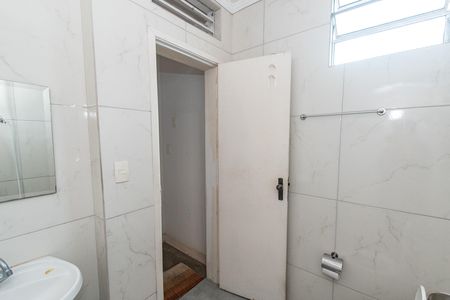 Casa para alugar com 620m², 6 quartos e 8 vagas Casa para alugar com 620m², 6 quartos e 8 vagasBanheiro da suíte 2
