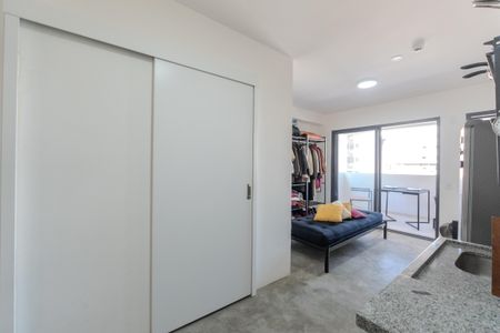 Apartamento para alugar com 32m², 1 quarto e sem vaga Apartamento para alugar com 32m², 1 quarto e sem vagaStudio