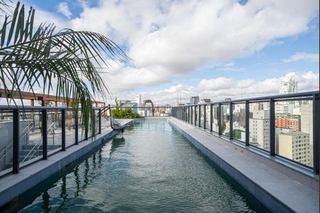 Apartamento para alugar com 32m², 1 quarto e sem vaga Apartamento para alugar com 32m², 1 quarto e sem vagaÁrea comum - Piscina