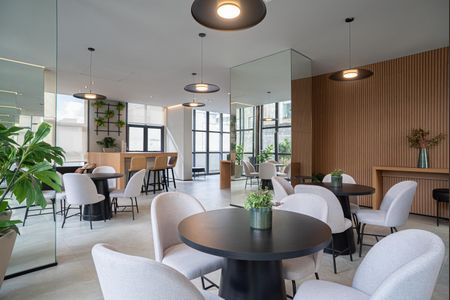 Apartamento para alugar com 32m², 1 quarto e sem vaga Apartamento para alugar com 32m², 1 quarto e sem vagaÁrea comum - Salão de festas