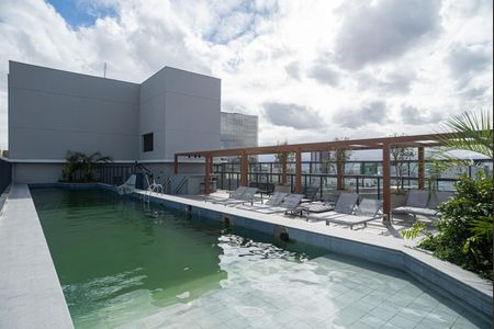 Apartamento para alugar com 32m², 1 quarto e sem vaga Apartamento para alugar com 32m², 1 quarto e sem vagaÁrea comum - Piscina