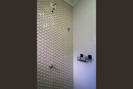 Casa de condomínio para alugar com 77m², 2 quartos e 1 vaga Casa de condomínio para alugar com 77m², 2 quartos e 1 vagaBanheiro