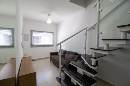 Casa de condomínio para alugar com 77m², 2 quartos e 1 vaga Casa de condomínio para alugar com 77m², 2 quartos e 1 vagaSala