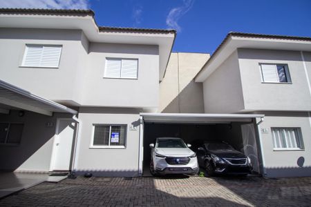 Casa de condomínio para alugar com 77m², 2 quartos e 1 vaga Casa de condomínio para alugar com 77m², 2 quartos e 1 vagaFachada da Casa