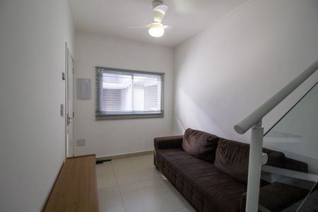 Casa de condomínio para alugar com 77m², 2 quartos e 1 vaga Casa de condomínio para alugar com 77m², 2 quartos e 1 vagaSala