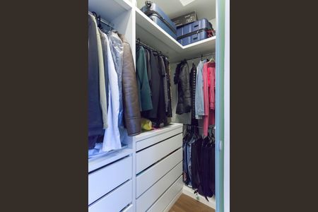 Apartamento à venda com 170m², 3 quartos e 5 vagas Apartamento à venda com 170m², 3 quartos e 5 vagascloset suite master