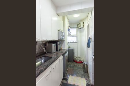 Apartamento à venda com 170m², 3 quartos e 5 vagas Apartamento à venda com 170m², 3 quartos e 5 vagasCozinha