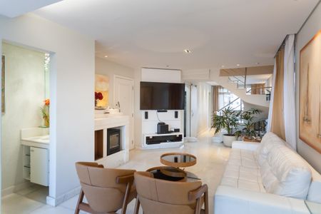 Apartamento à venda com 170m², 3 quartos e 5 vagas Apartamento à venda com 170m², 3 quartos e 5 vagassala