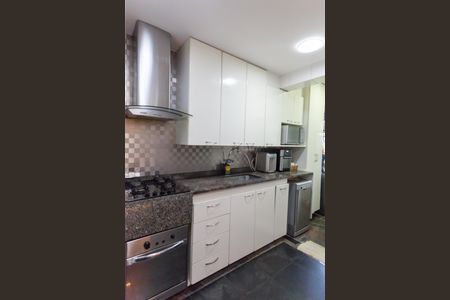 Apartamento à venda com 170m², 3 quartos e 5 vagas Apartamento à venda com 170m², 3 quartos e 5 vagasCozinha