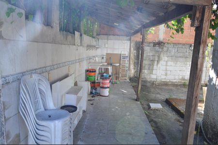 Casa de condomínio à venda com 300m², 4 quartos e 2 vagas Casa de condomínio à venda com 300m², 4 quartos e 2 vagasÁrea de Serviço