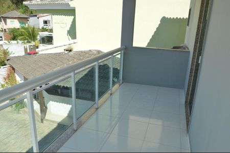 Casa de condomínio à venda com 300m², 4 quartos e 2 vagas Casa de condomínio à venda com 300m², 4 quartos e 2 vagasVaranda da Suíte 3