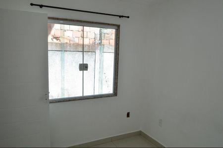 Casa de condomínio à venda com 300m², 4 quartos e 2 vagas Casa de condomínio à venda com 300m², 4 quartos e 2 vagasQuarto