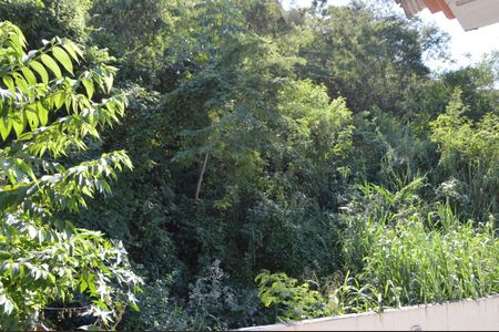 Casa de condomínio à venda com 300m², 4 quartos e 2 vagas Casa de condomínio à venda com 300m², 4 quartos e 2 vagasVista da Varanda