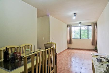 Apartamento à venda com 62m², 2 quartos e 1 vaga Apartamento à venda com 62m², 2 quartos e 1 vagaSala