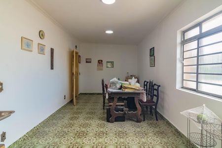 Casa à venda com 400m², 3 quartos e 10 vagas Casa à venda com 400m², 3 quartos e 10 vagasSala de Jantar