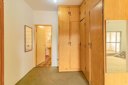 Casa à venda com 400m², 3 quartos e 10 vagas Casa à venda com 400m², 3 quartos e 10 vagasSuíte 3