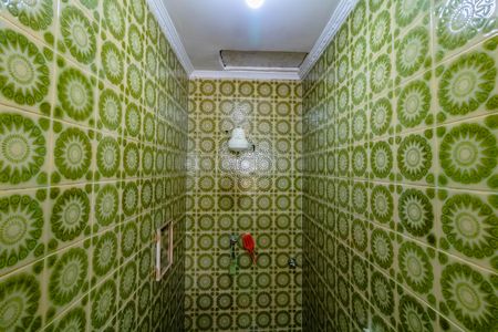 Casa à venda com 400m², 3 quartos e 10 vagas Casa à venda com 400m², 3 quartos e 10 vagasBanheiro da Suíte 2